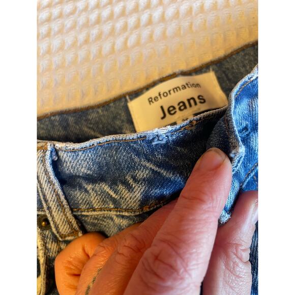 Reformation Cynthia High Rise Straight Cropped Mom Jeans Med Wash Button Fly 26 - Picture 12 of 16